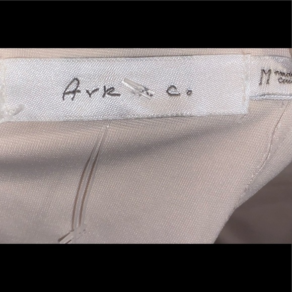 Ark nc. BEAUTIFUL black laced dress! Been worn ONCE. Price is negotiable - Picture 4 of 4